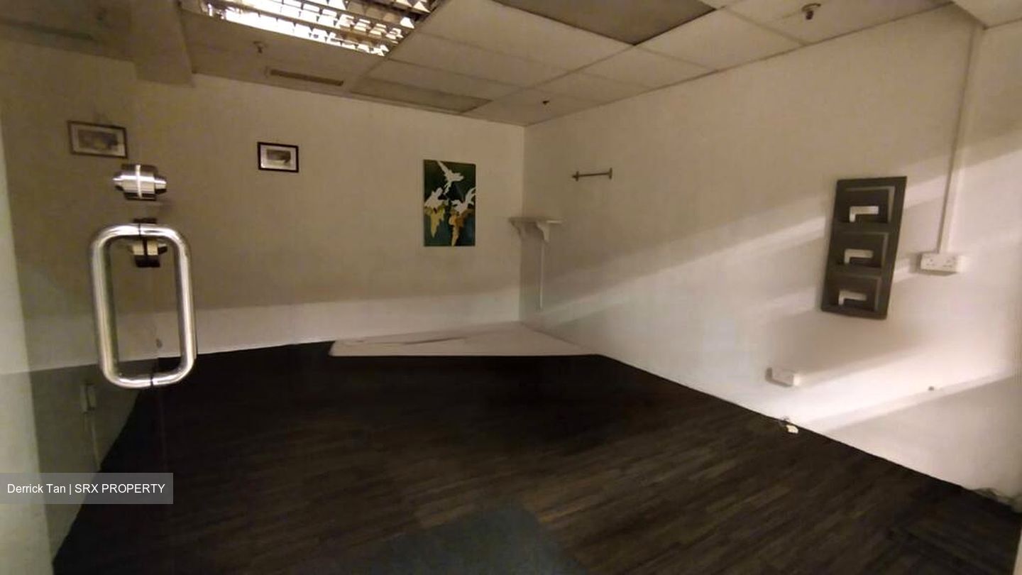 Concorde Shopping Centre (D3), Retail #455642821